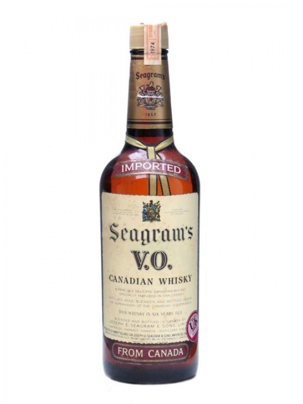 Seagram's VO 6 Year Old Bottled 1974